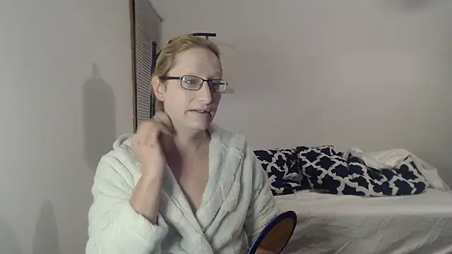 Savanah Banana  online show from January 2026 11:15:01 AM