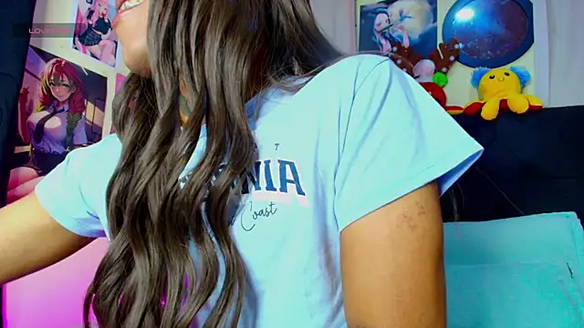 Snapshot of Ashley_21 chatting on March 2026 05:08:02 AM Ashley 21 online show from March 2026 05:08:02 AM