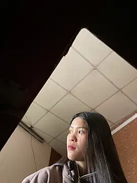 Snapshot of Beolulu chatting on February 2026 02:48:02 AM Beolulu online show from February 2026 02:48:02 AM