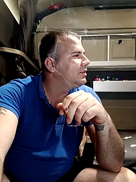 Chubbytop454 online show from December 2025 05:52:01 PM