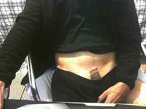 ellsaBunny online show from November 2025 03:38:02 PM