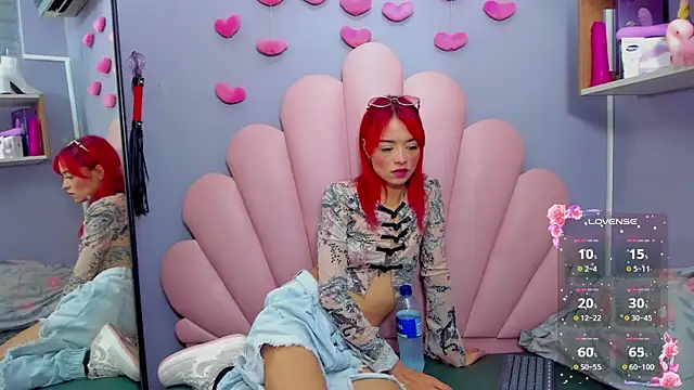 luci miller online show from November 2025 04:27:02 PM