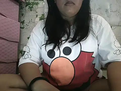 Snapshot of fluffy_raa chatting on February 2026 06:44:02 AM fluffy raa online show from February 2026 06:44:02 AM