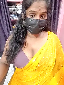 Keerthee  online show from November 2025 11:53:02 AM