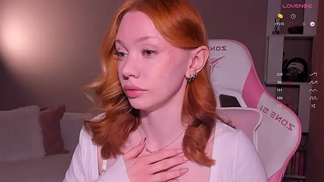 Elisahsthetics online show from April 2026 12:33:02 AM