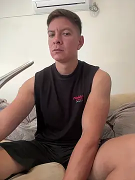 Maluma1995 online show from March 2026 04:02:02 PM