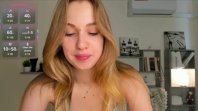 Snapshot of TawnyaVanschaick chatting on January 2026 09:58:01 AM TawnyaVanschaick online show from January 2026 09:58:01 AM