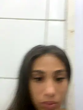 Snapshot of Mari2419 chatting on November 2025 10:43:02 AM Mari2419 online show from November 2025 10:43:02 AM