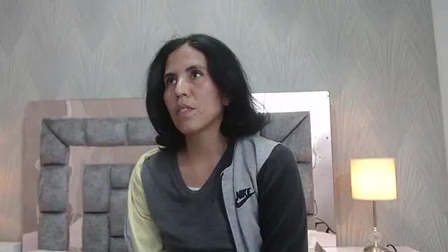 GiselaZivic online show from March 2026 07:18:02 PM