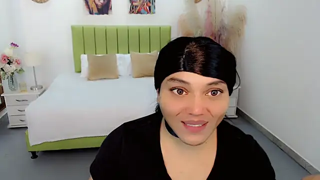 sebastian cruz  online show from April 2026 07:06:02 PM