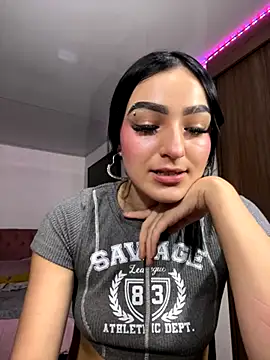 Snapshot of valeriaa__00 chatting on November 2025 11:27:02 PM valeriaa 00 online show from November 2025 11:27:02 PM