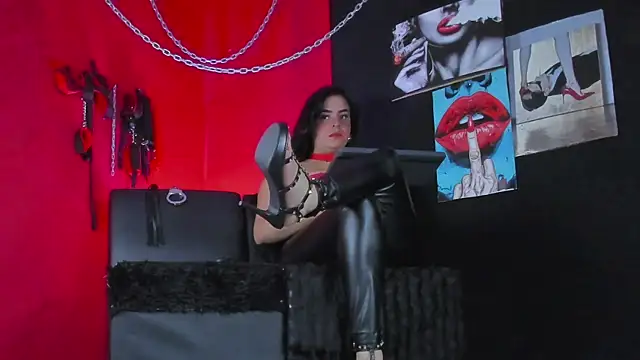 KatrinaStone online show from November 2025 09:26:01 PM