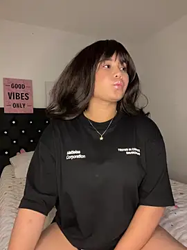 LoliitaBennett online show from March 2026 01:27:02 AM