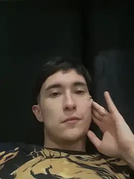 Mauriciolezcar online show from November 2025 01:06:02 AM