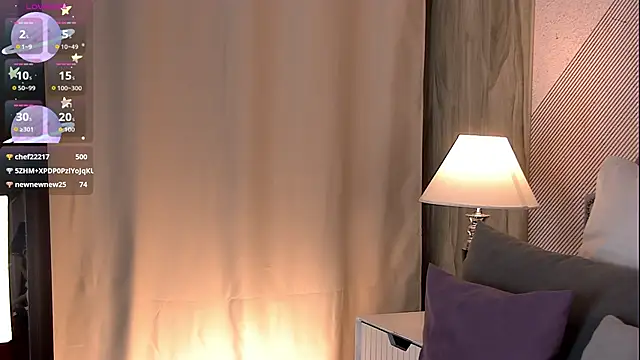 Ellllie online show from November 2025 09:14:02 AM