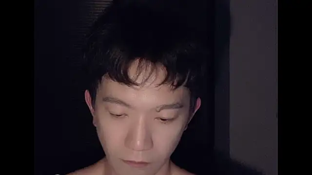 CouplingCry online show from November 2025 03:24:02 PM