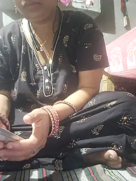 Snapshot of ZANUUA chatting on November 2025 06:26:01 PM ZANUUA online show from November 2025 06:26:01 PM