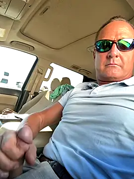 Snapshot of Golferkid1124 chatting on November 2025 03:34:02 PM Golferkid1124 online show from November 2025 03:34:02 PM