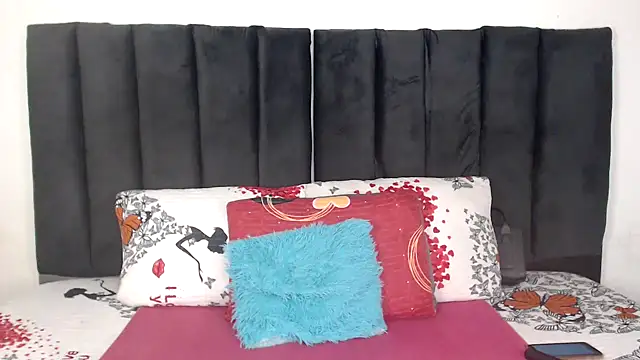 Miss-Berries online show from February 2026 06:21:02 AM