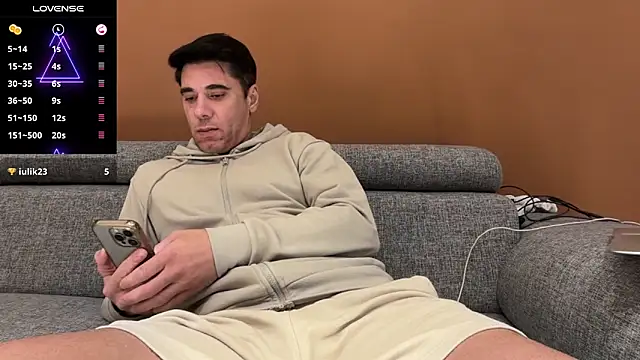 marcoo x online show from November 2025 05:34:02 PM