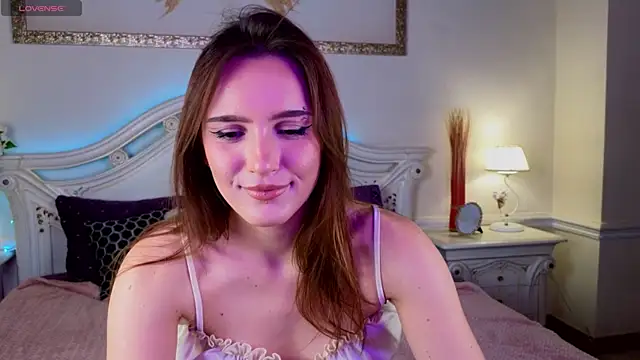 Snapshot of SofiBelucci chatting on November 2025 01:22:04 PM SofiBelucci online show from November 2025 01:22:04 PM