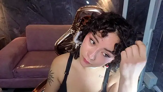 Snapshot of sunny2_b chatting on November 2025 02:07:02 PM sunny2 b online show from November 2025 02:07:02 PM