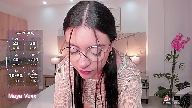 Snapshot of Maya_vexx chatting on November 2025 07:23:02 PM Maya vexx online show from November 2025 07:23:02 PM