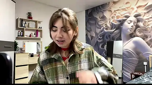 Snapshot of Evelinnight chatting on November 2025 05:13:01 PM Evelinnight online show from November 2025 05:13:01 PM