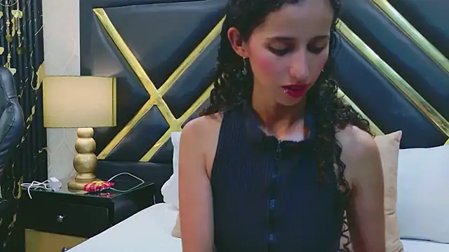 EimySanchez online show from April 2026 07:33:01 PM