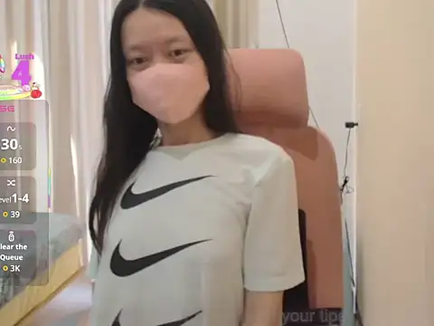 Lil-Cherries online show from November 2025 02:09:01 AM