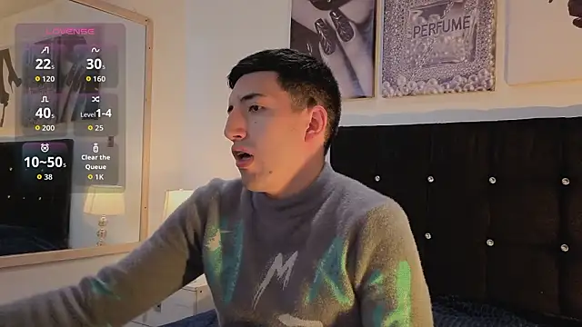 Un Sluttyy online show from March 2026 11:17:01 AM