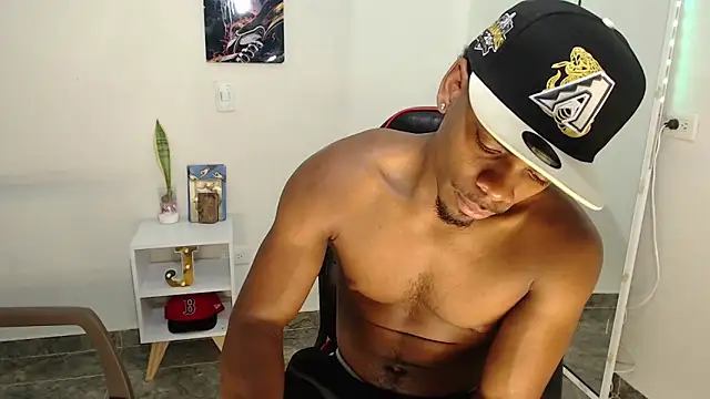 Snapshot of Jackboy_000 chatting on May 2026 10:20:02 AM Jackboy 000 online show from May 2026 10:20:02 AM