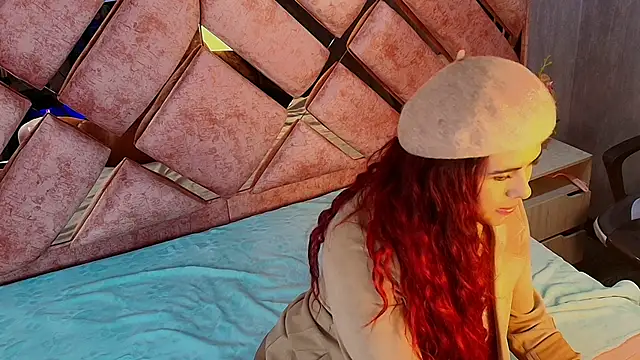 Snapshot of aprilrussell_ chatting on November 2025 01:10:02 PM aprilrussell online show from November 2025 01:10:02 PM