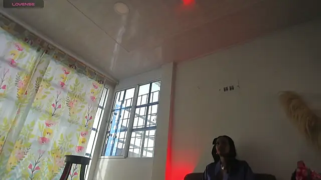 Snapshot of Camile_Queen chatting on November 2025 08:08:01 PM Camile Queen online show from November 2025 08:08:01 PM