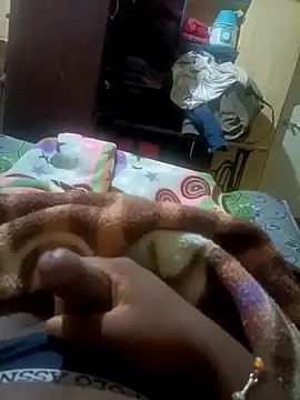 Snapshot of Kmahes01 chatting on December 2025 07:52:01 PM Kmahes01 online show from December 2025 07:52:01 PM