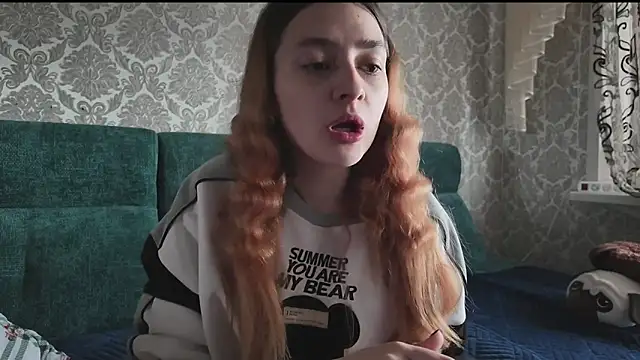 SweetLiaison online show from April 2026 06:02:01 AM