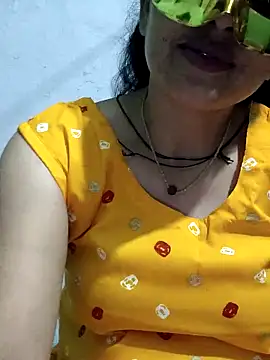 Snapshot of Piya_Bakshi chatting on May 2026 04:03:01 PM Piya Bakshi online show from May 2026 04:03:01 PM