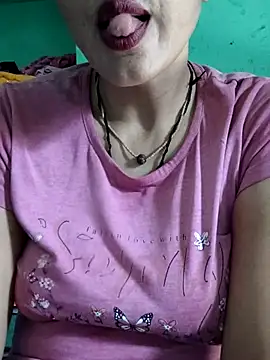 Snapshot of Piya_Bakshi chatting on June 2026 06:16:01 AM Piya Bakshi online show from June 2026 06:16:01 AM