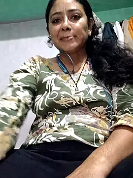 Snapshot of Piya_Bakshi chatting on June 2026 12:49:01 PM Piya Bakshi online show from June 2026 12:49:01 PM