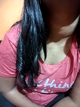 Sexy Divya   online show from February 2026 10:52:02 PM