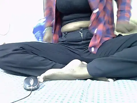 Mleng7677 online show from November 2025 04:18:01 PM