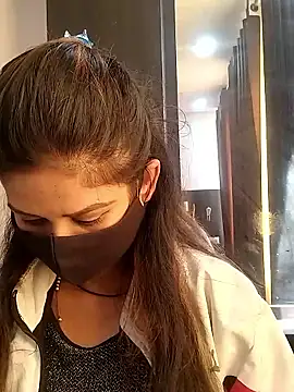 Snapshot of black_and_white_choco chatting on January 2026 07:57:02 AM black and white choco online show from January 2026 07:57:02 AM