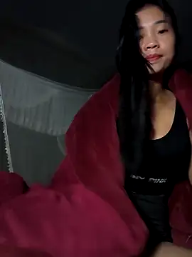 Lynly k2 online show from November 2025 12:48:02 PM