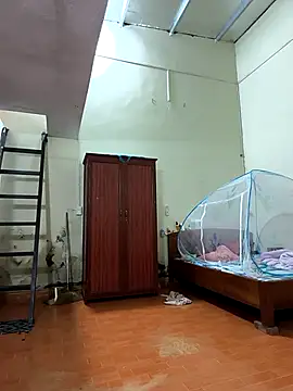 Lynly k2 online show from March 2026 01:20:01 AM