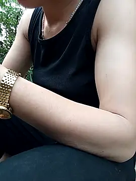 Lynn-122 online show from April 2026 10:33:01 AM