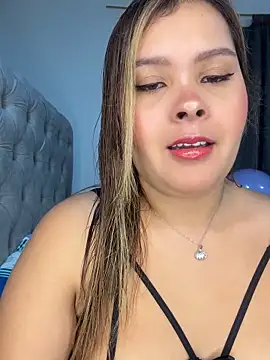 MelodySanz online show from June 2026 11:33:02 PM