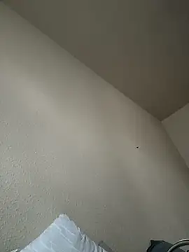 Snapshot of CrookedBeaut chatting on March 2026 02:34:01 PM CrookedBeaut online show from March 2026 02:34:01 PM