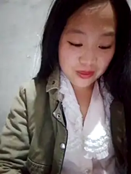 Yumiik2kk online show from November 2025 11:34:02 AM