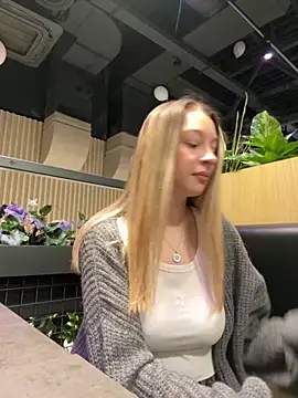 SashaCatt online show from November 2025 07:36:02 AM