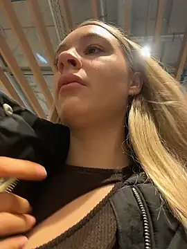 SashaCatt online show from April 2026 08:51:02 AM